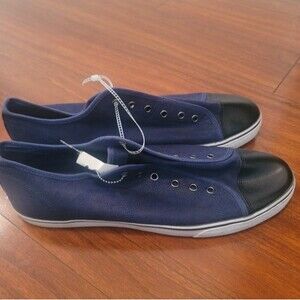 Mens Guess size 13 new